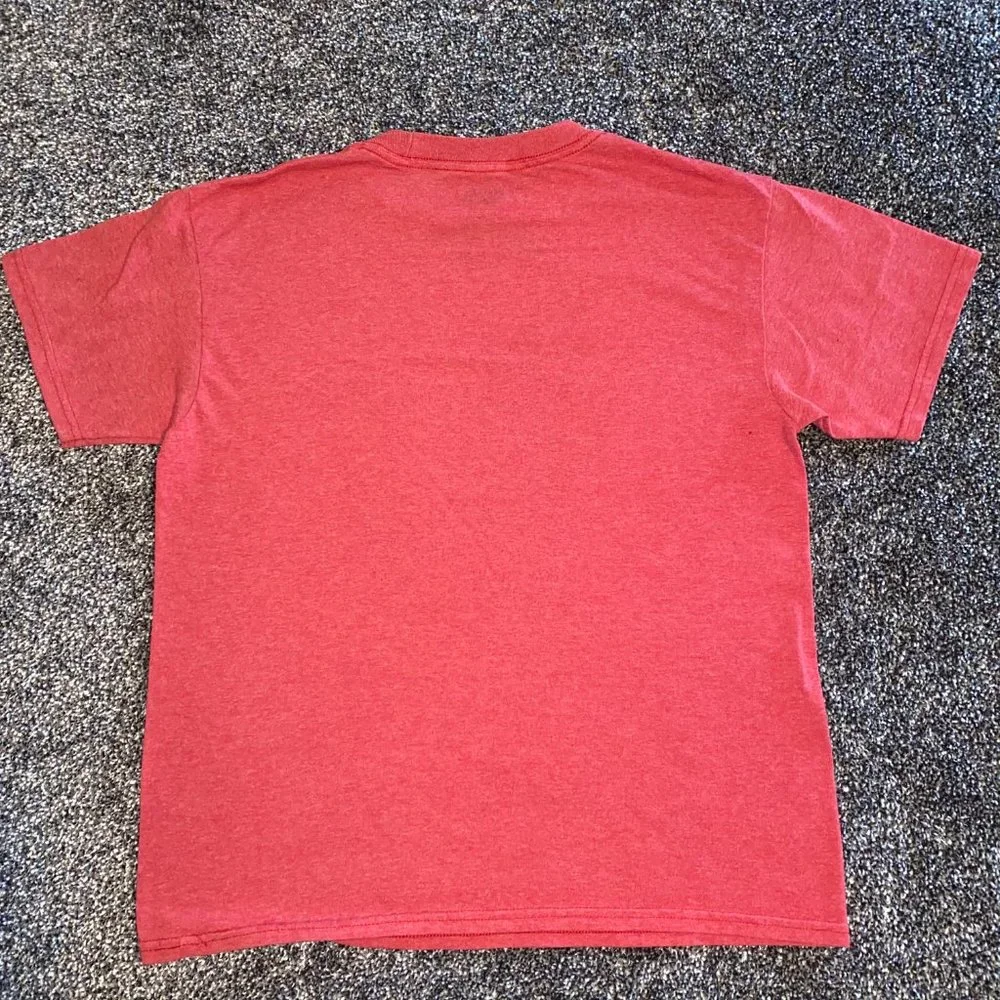 Marvel Spider-Man Red Logo T-shirt Shirt Size Medium - Picture 2 of 3